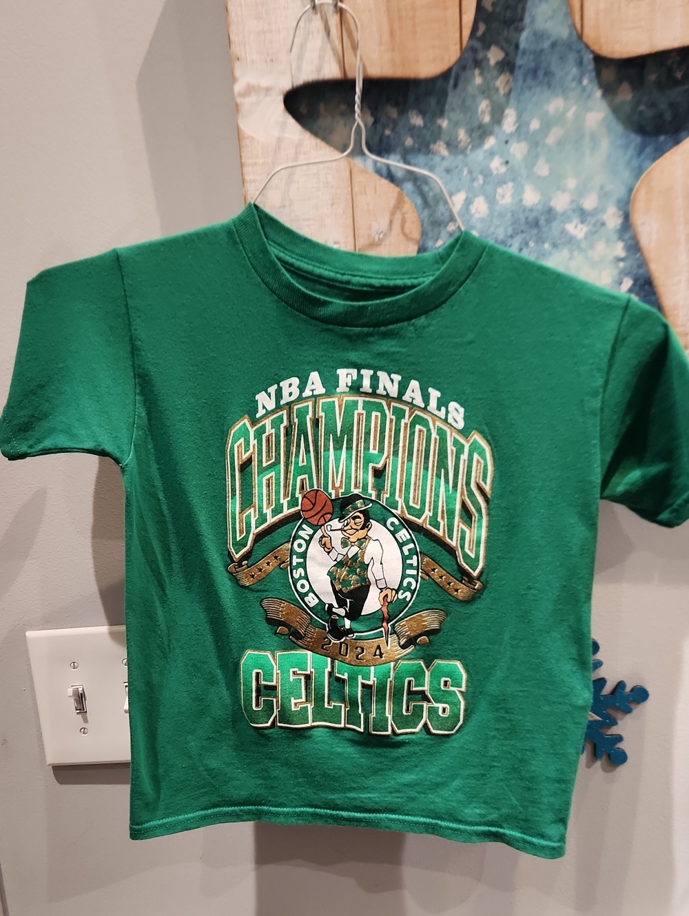 EUC 2024 NBA Youth Boston Celtics Green Champions Tee SZ M